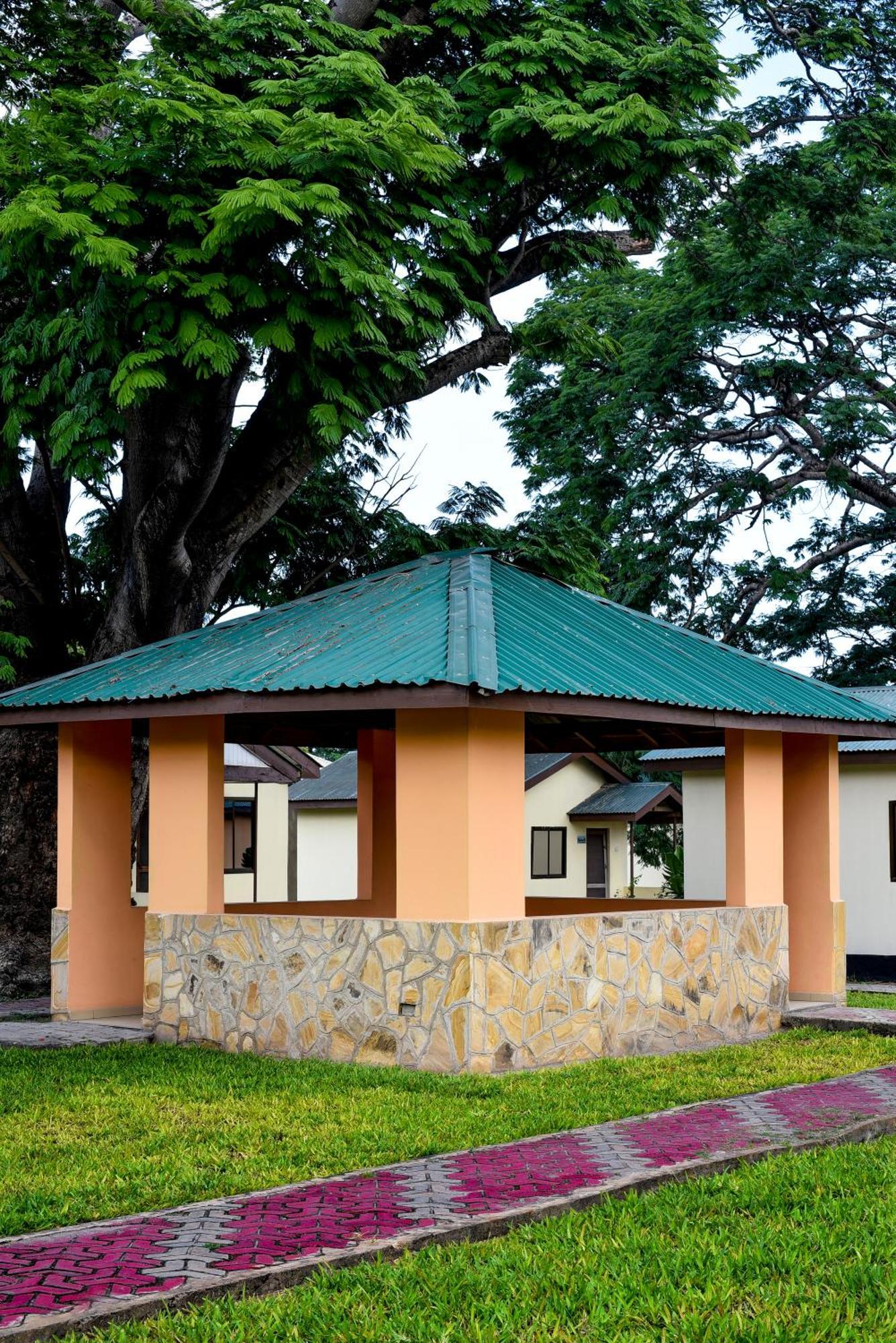 Mgulani Lodge Hotel Dar es Salaam Ngoại thất bức ảnh