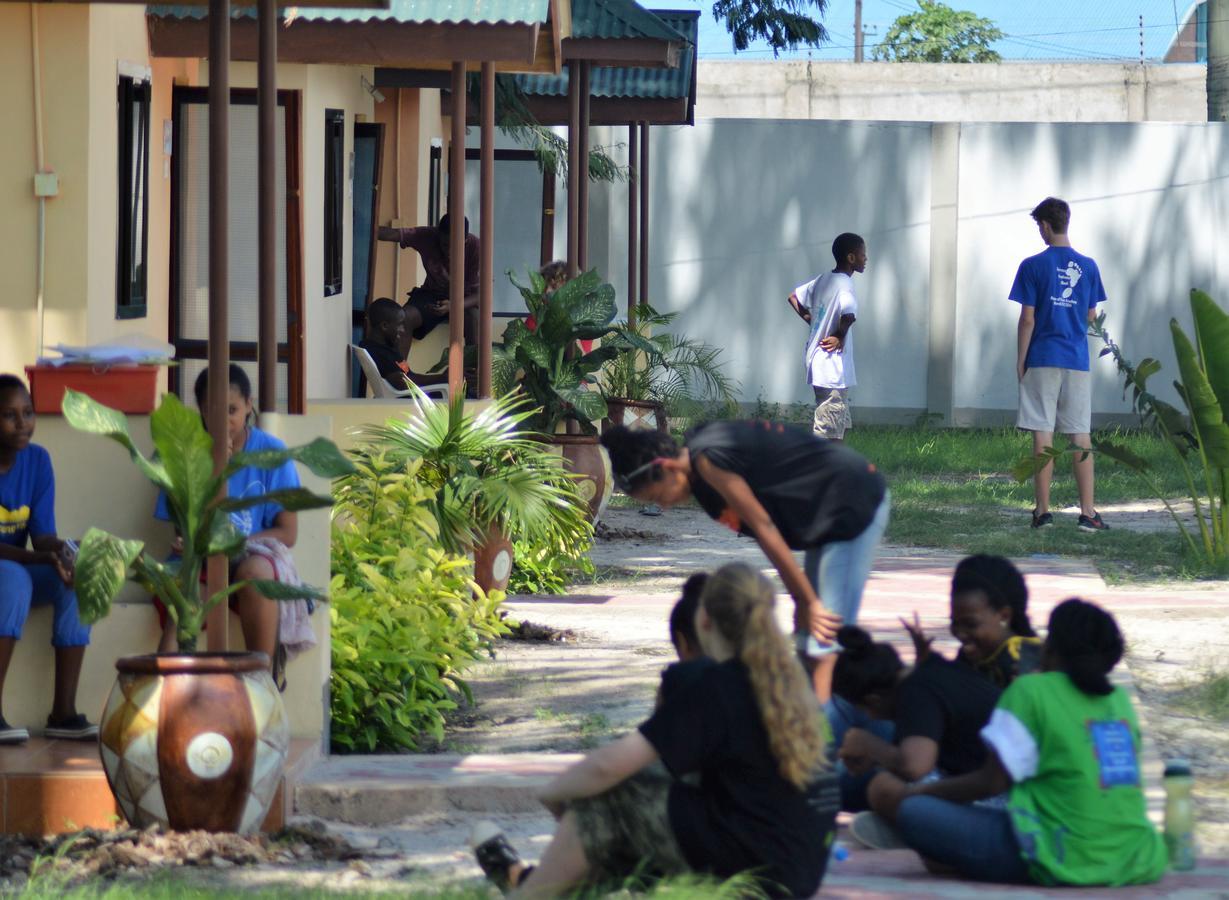 Mgulani Lodge Hotel Dar es Salaam Ngoại thất bức ảnh
