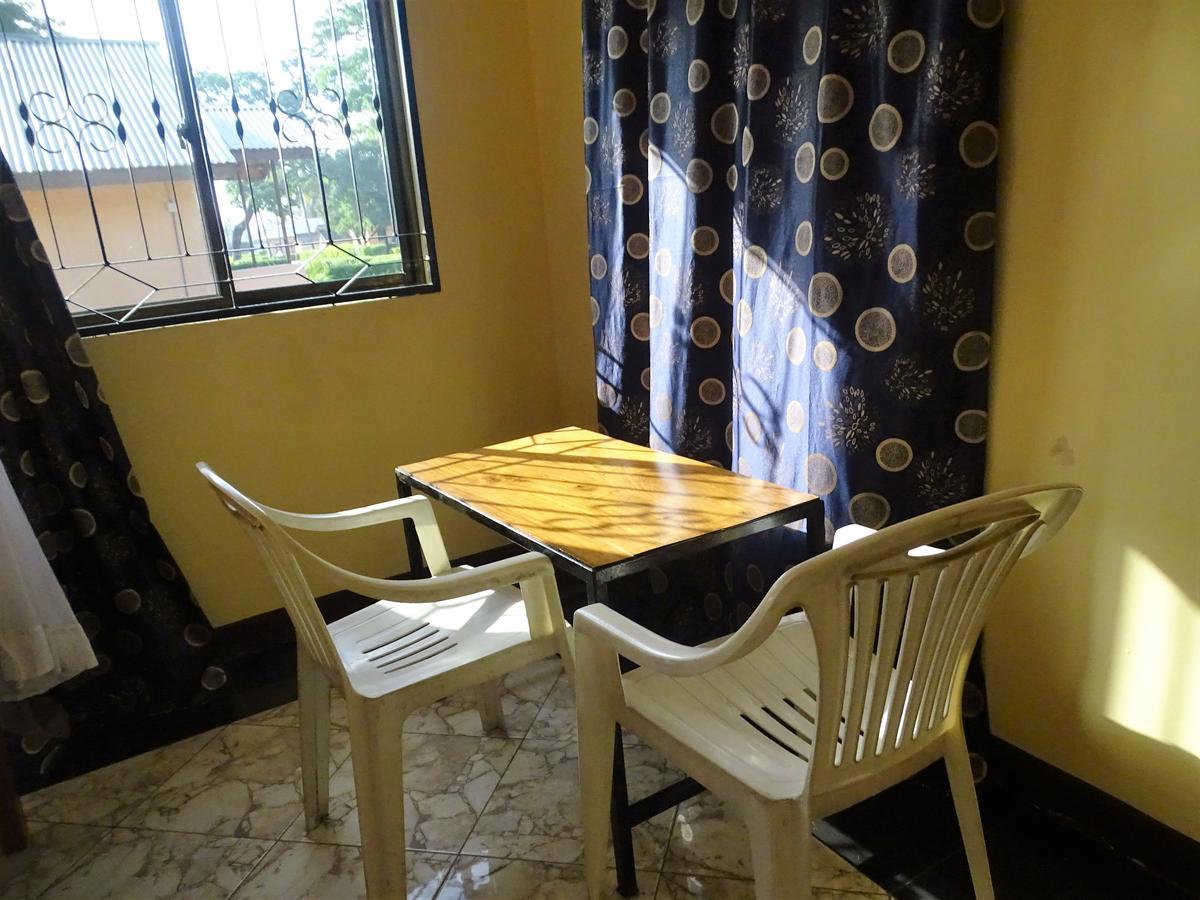 Mgulani Lodge Hotel Dar es Salaam Ngoại thất bức ảnh